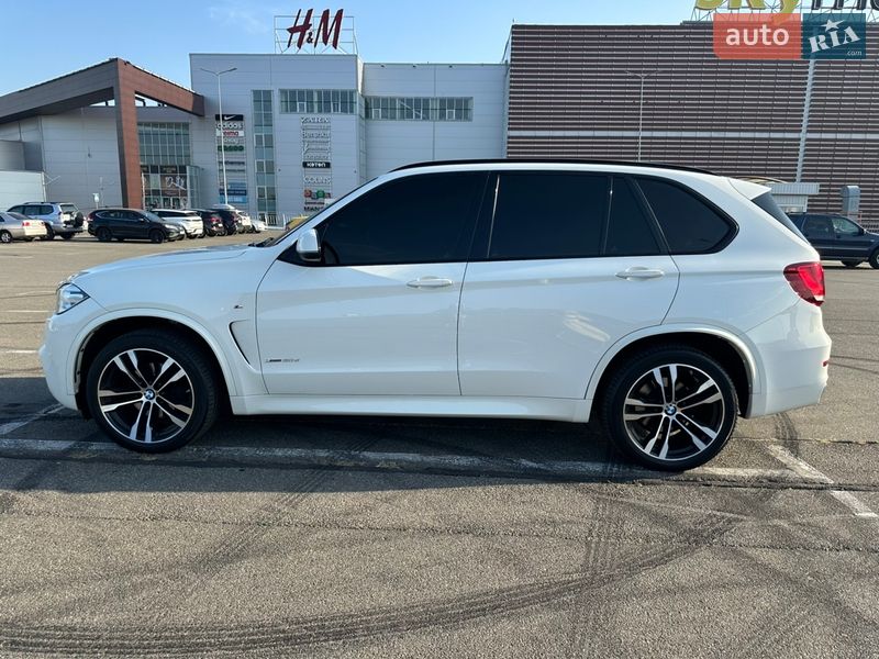 Внедорожник / Кроссовер BMW X5 2017 в Киеве