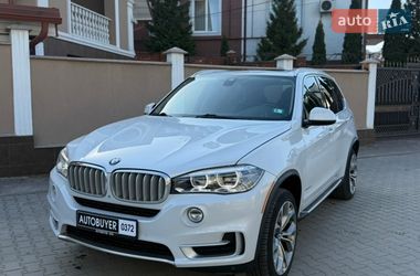 Позашляховик / Кросовер BMW X5 2014 в Чернівцях