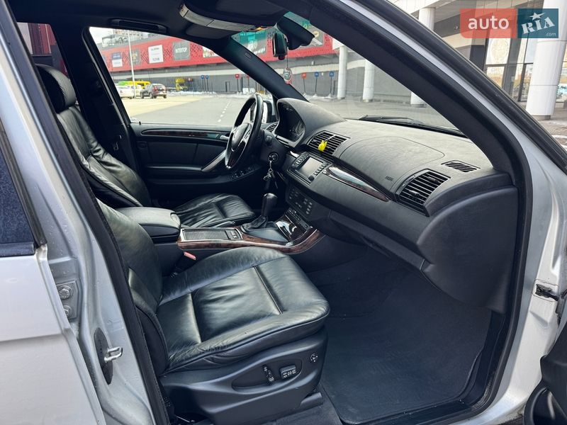 Внедорожник / Кроссовер BMW X5 2003 в Киеве