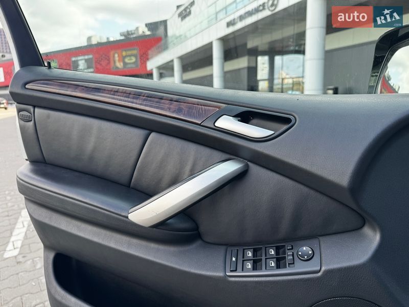 Внедорожник / Кроссовер BMW X5 2003 в Киеве