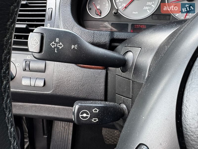 Внедорожник / Кроссовер BMW X5 2003 в Киеве