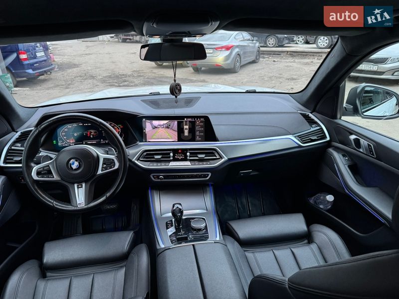 Внедорожник / Кроссовер BMW X5 2021 в Киеве