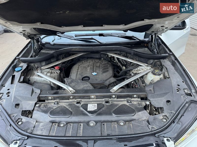 Внедорожник / Кроссовер BMW X5 2021 в Киеве