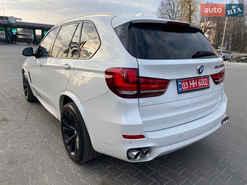 Позашляховик / Кросовер BMW X5 2015 в Луцьку