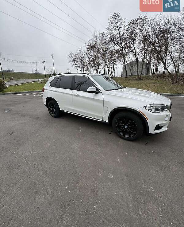 Внедорожник / Кроссовер BMW X5 2015 в Буче