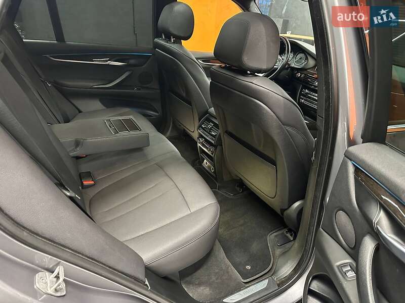 Внедорожник / Кроссовер BMW X5 2018 в Днепре