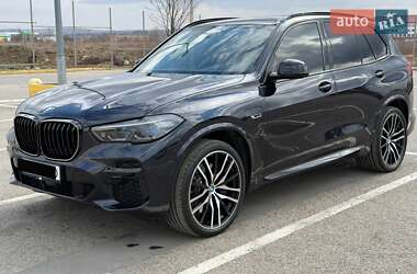 Позашляховик / Кросовер BMW X5 2022 в Чернівцях