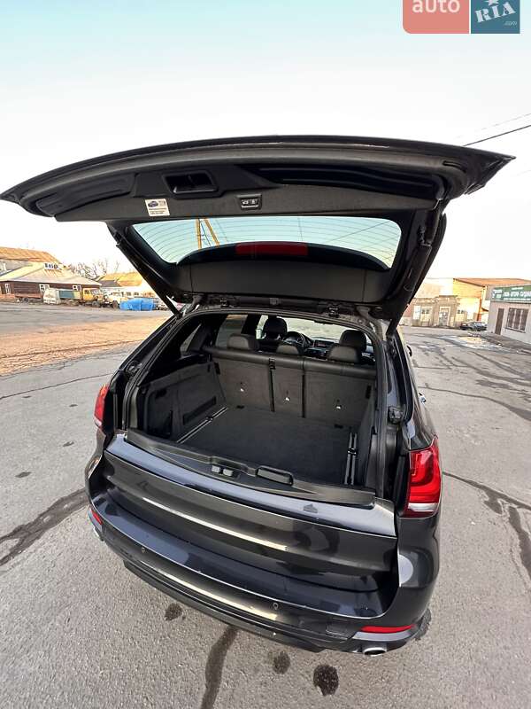 Позашляховик / Кросовер BMW X5 2017 в Жмеринці