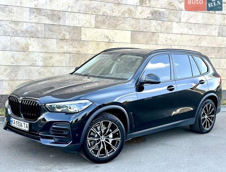 Позашляховик / Кросовер BMW X5 2022 в Києві фото 3 Позашляховик / Кросовер BMW X5 2022 в Києві