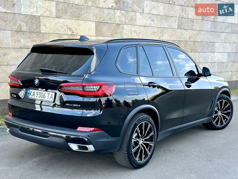 Позашляховик / Кросовер BMW X5 2022 в Києві фото 15 Позашляховик / Кросовер BMW X5 2022 в Києві