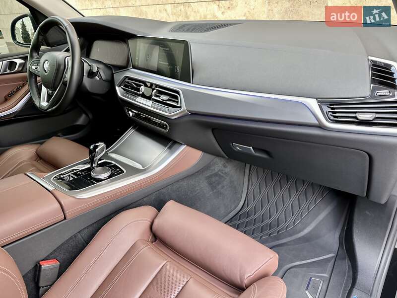 Позашляховик / Кросовер BMW X5 2022 в Києві фото 91 Позашляховик / Кросовер BMW X5 2022 в Києві