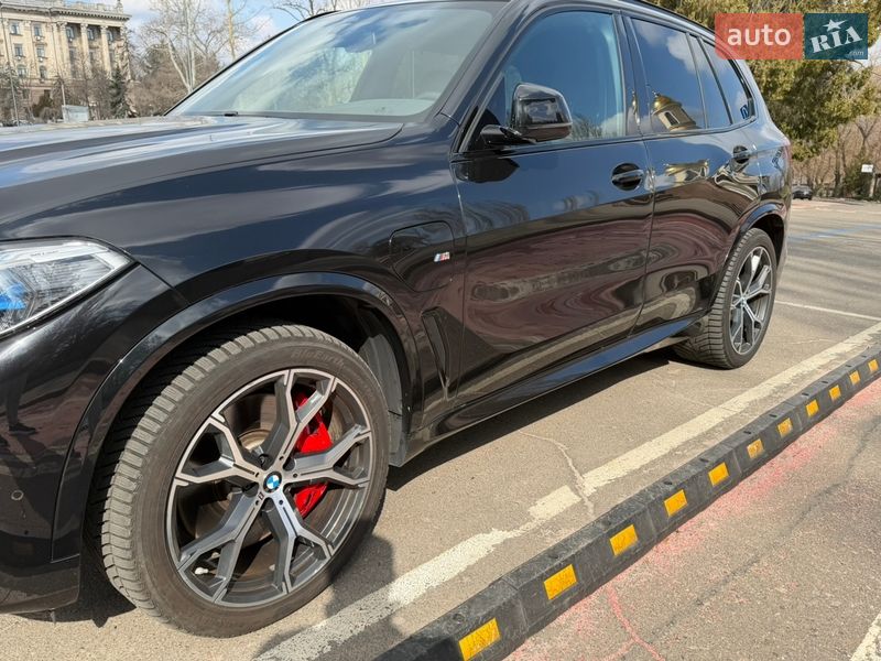 Внедорожник / Кроссовер BMW X5 2021 в Николаеве