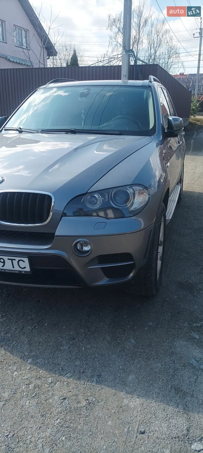 2010 BMW X5 - мініатюра 10