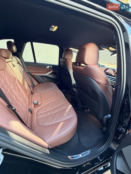 Внедорожник / Кроссовер BMW X5 2024 в Киеве