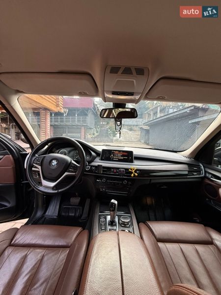 Внедорожник / Кроссовер BMW X5 2015 в Яблунице