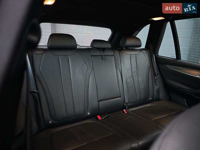 Внедорожник / Кроссовер BMW X5 2016 в Луцке
