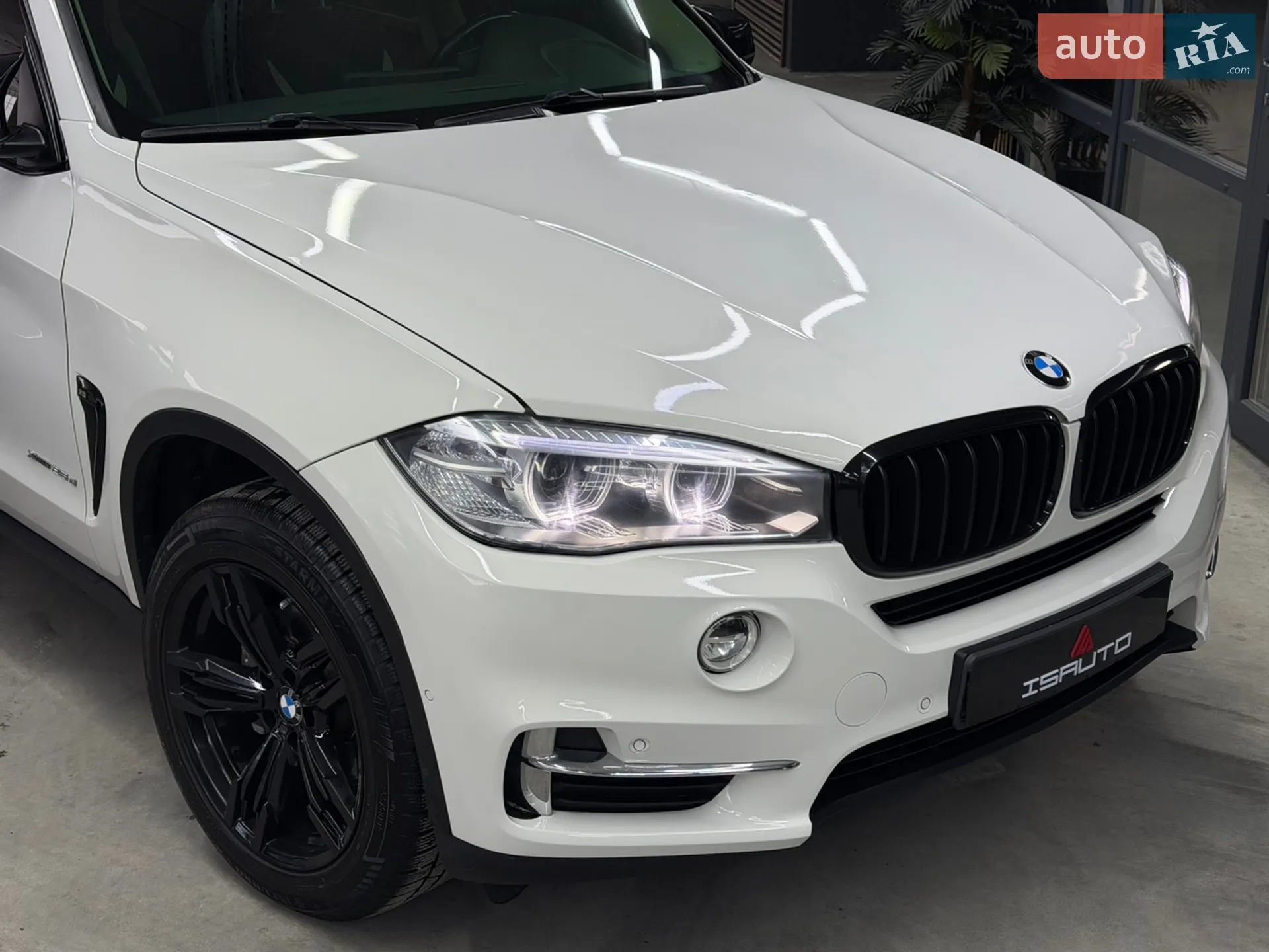 2017 BMW X5 - мініатюра 3