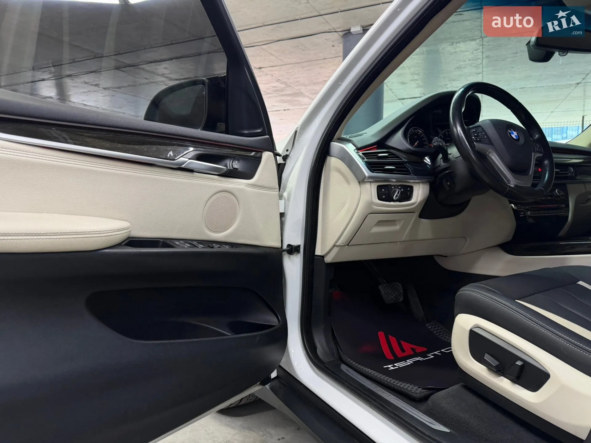 2017 BMW X5 - мініатюра 19