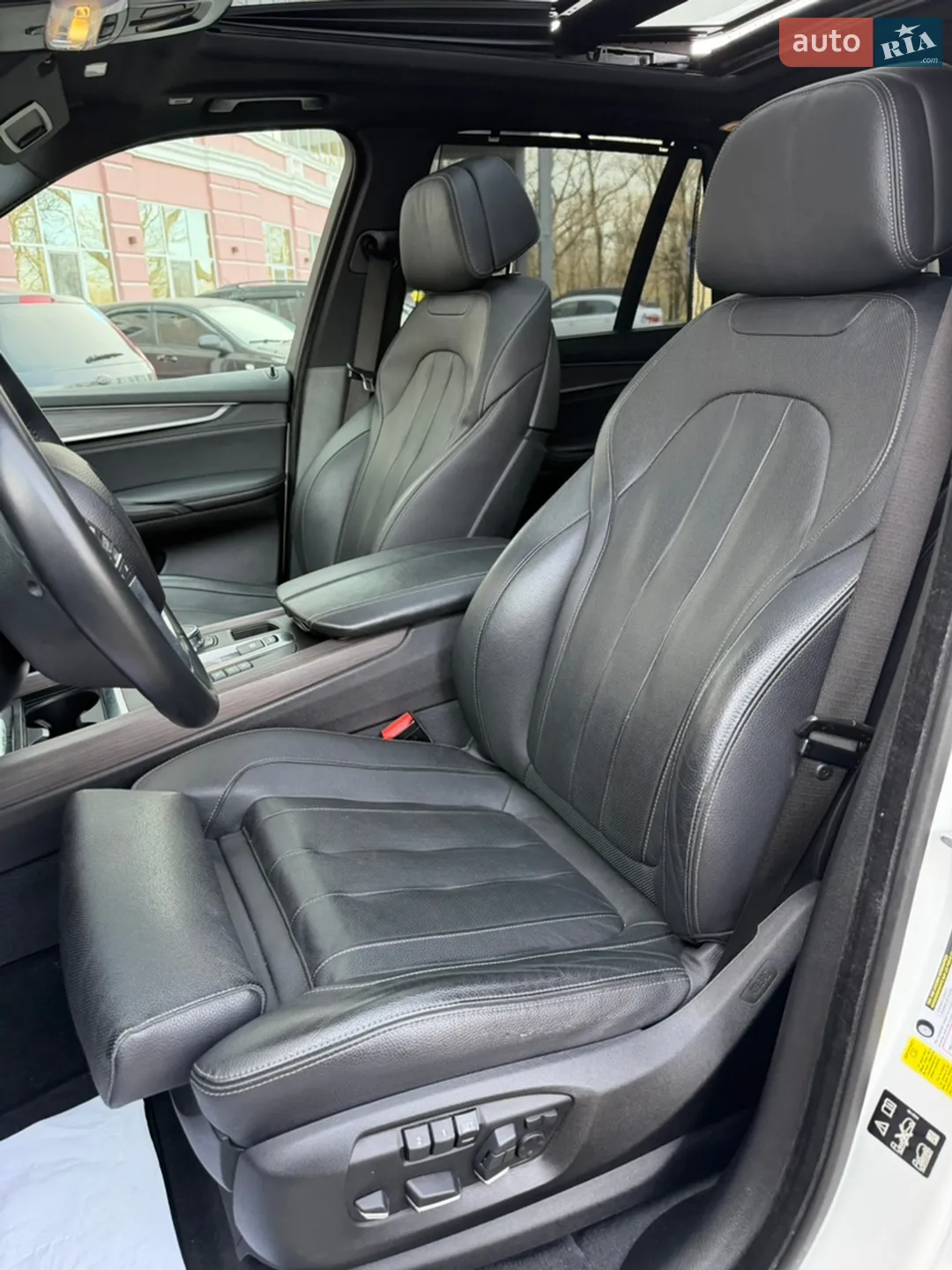 2017 BMW X5 - мініатюра 46