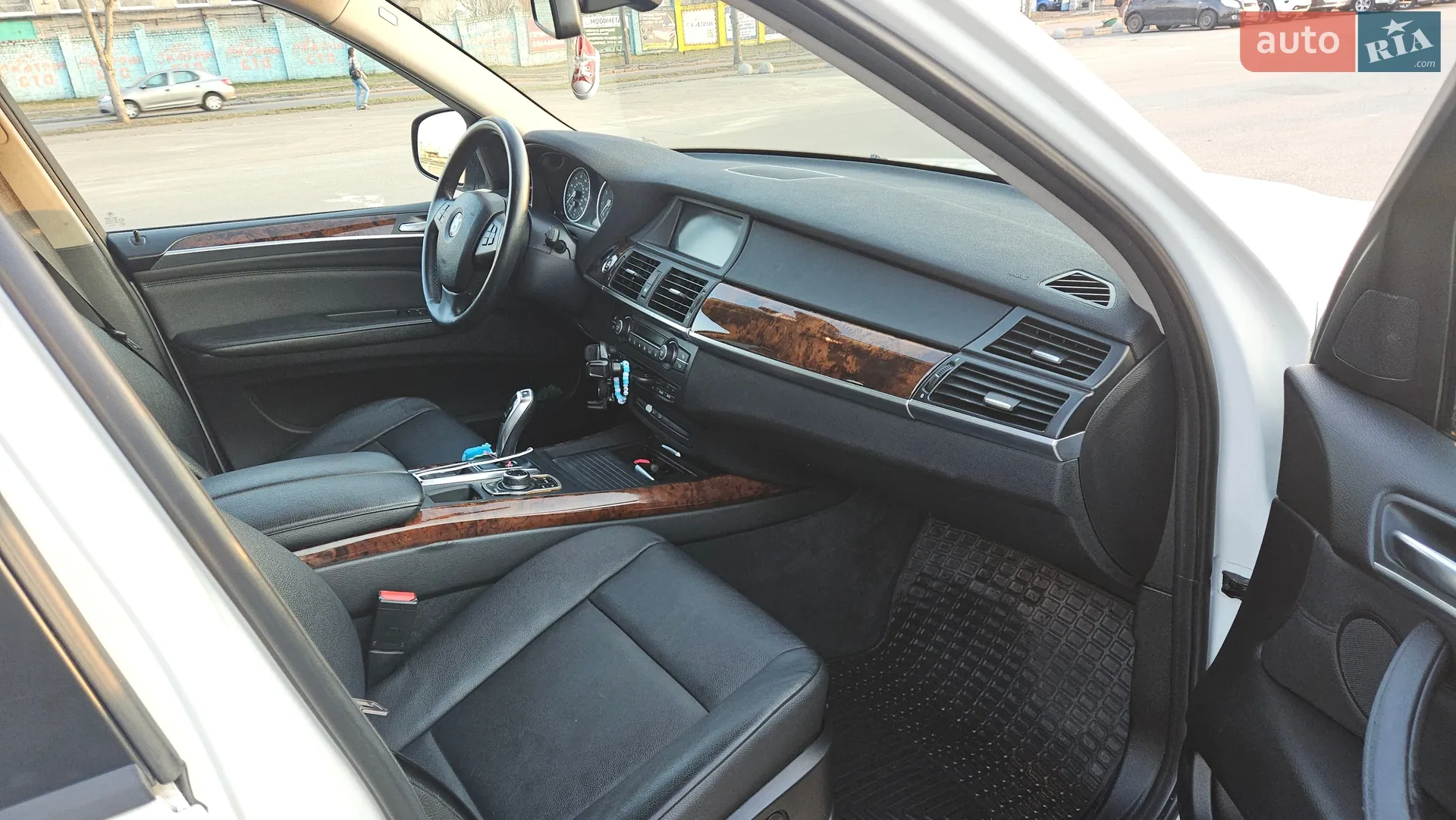 2011 BMW X5 - мініатюра 16