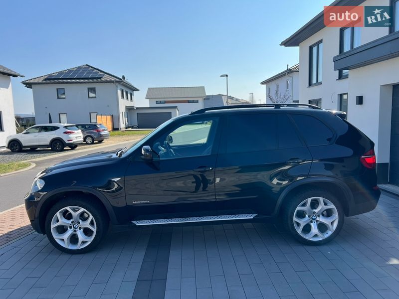 Внедорожник / Кроссовер BMW X5 2011 в Волочиске