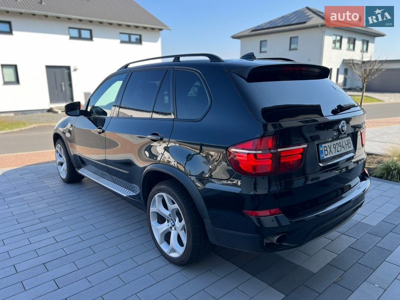 Внедорожник / Кроссовер BMW X5 2011 в Волочиске