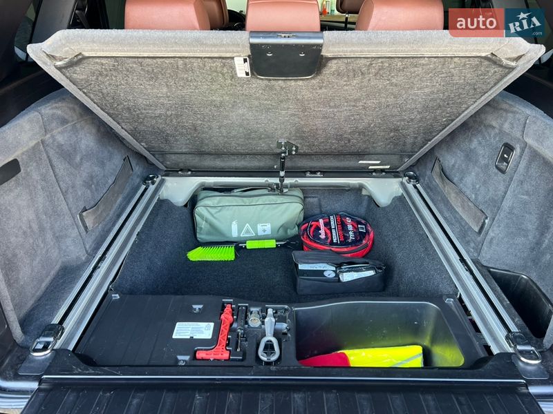 Внедорожник / Кроссовер BMW X5 2011 в Волочиске