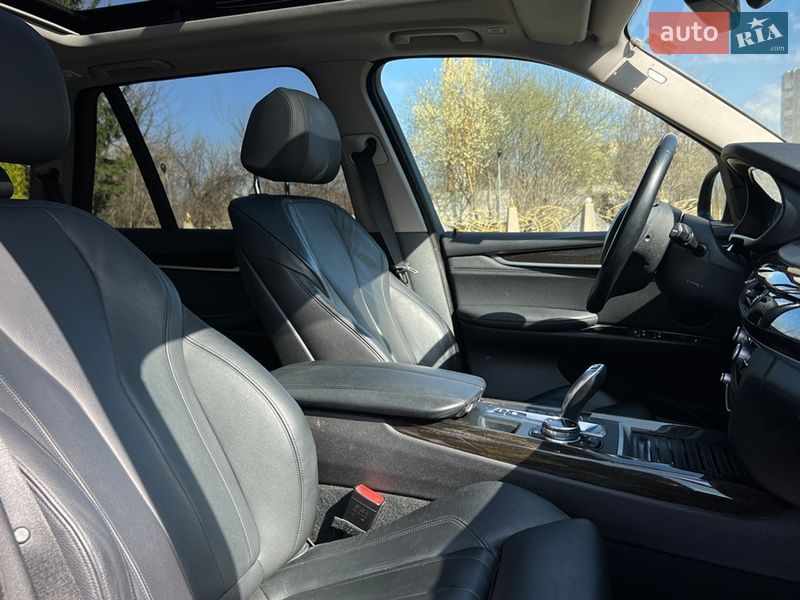 Внедорожник / Кроссовер BMW X5 2013 в Львове
