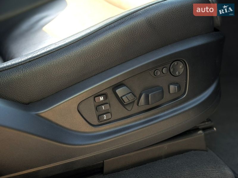 Внедорожник / Кроссовер BMW X5 2012 в Ровно