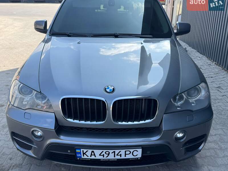 Внедорожник / Кроссовер BMW X5 2011 в Киеве