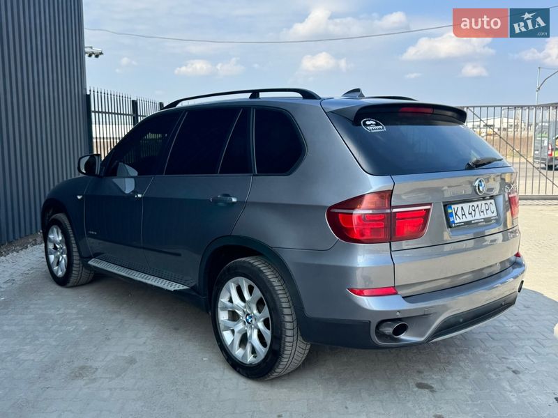 Внедорожник / Кроссовер BMW X5 2011 в Киеве