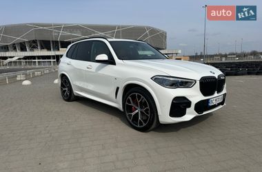 Позашляховик / Кросовер BMW X5 2022 в Львові