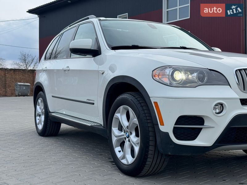 Позашляховик / Кросовер BMW X5 2012 в Рівному