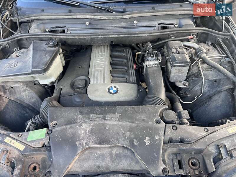 Внедорожник / Кроссовер BMW X5 2003 в Киеве