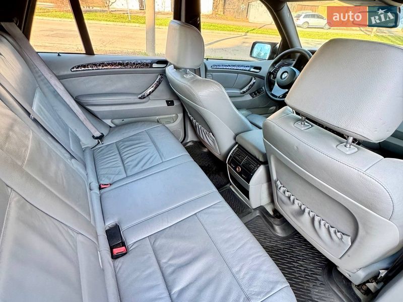 Внедорожник / Кроссовер BMW X5 2003 в Запорожье