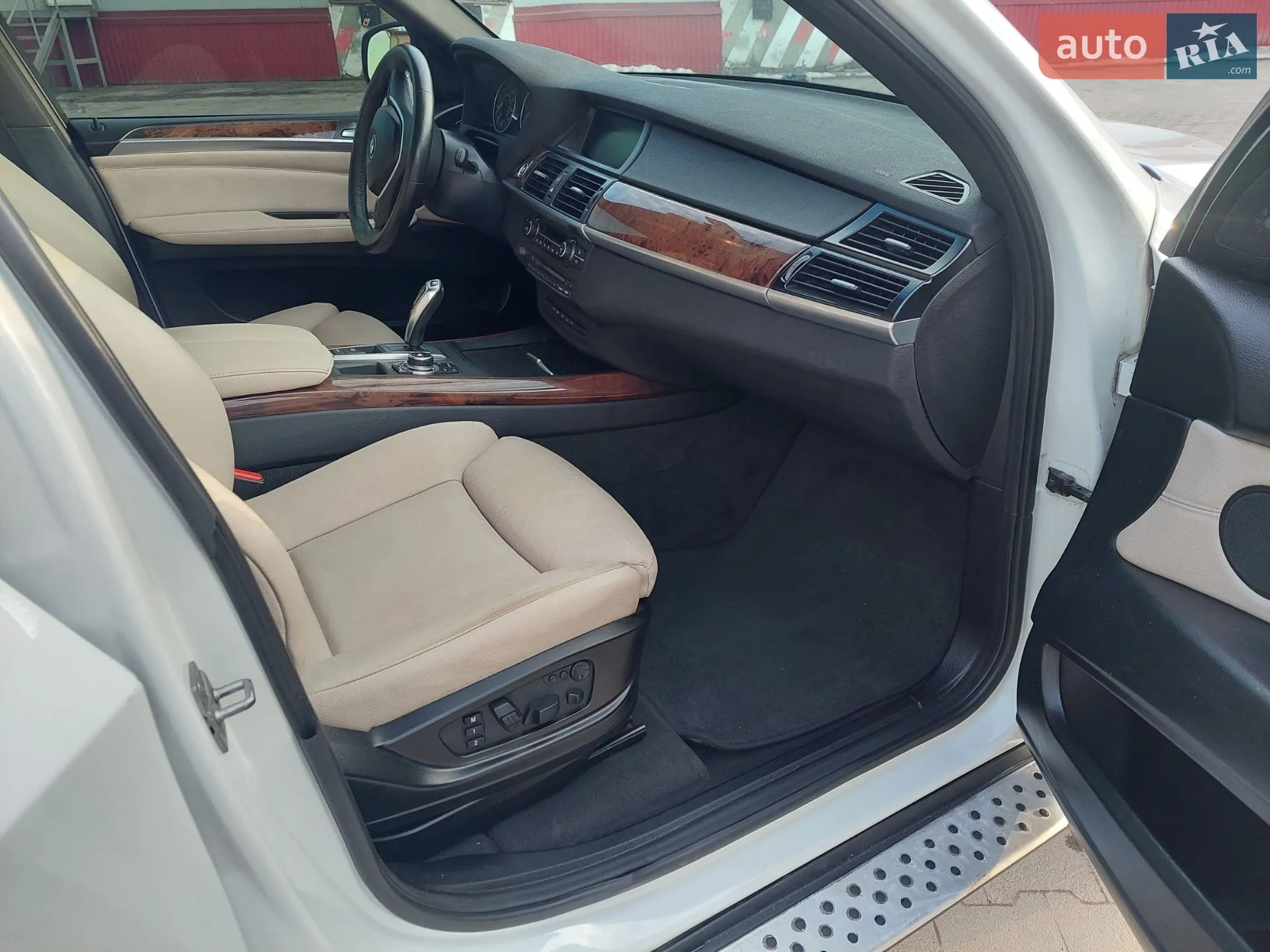 2011 BMW X5 - мініатюра 37