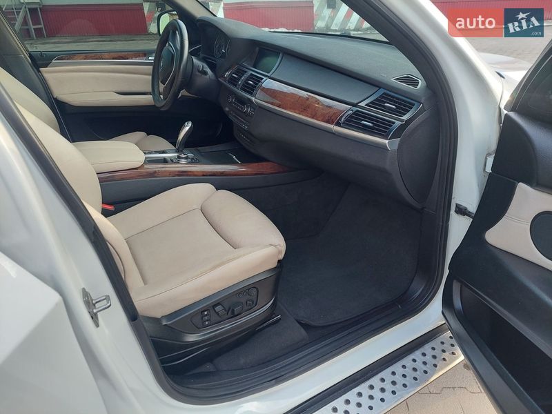 Внедорожник / Кроссовер BMW X5 2011 в Львове фото 37 Внедорожник / Кроссовер BMW X5 2011 в Львове