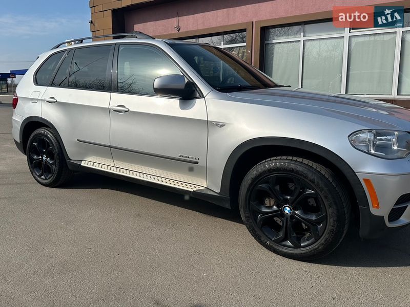 Внедорожник / Кроссовер BMW X5 2011 в Василькове