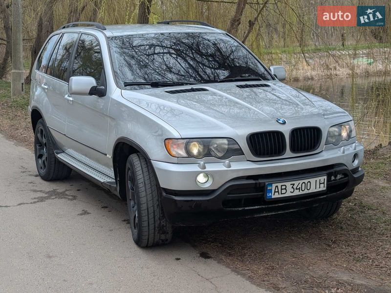 Внедорожник / Кроссовер BMW X5 2001 в Млинове