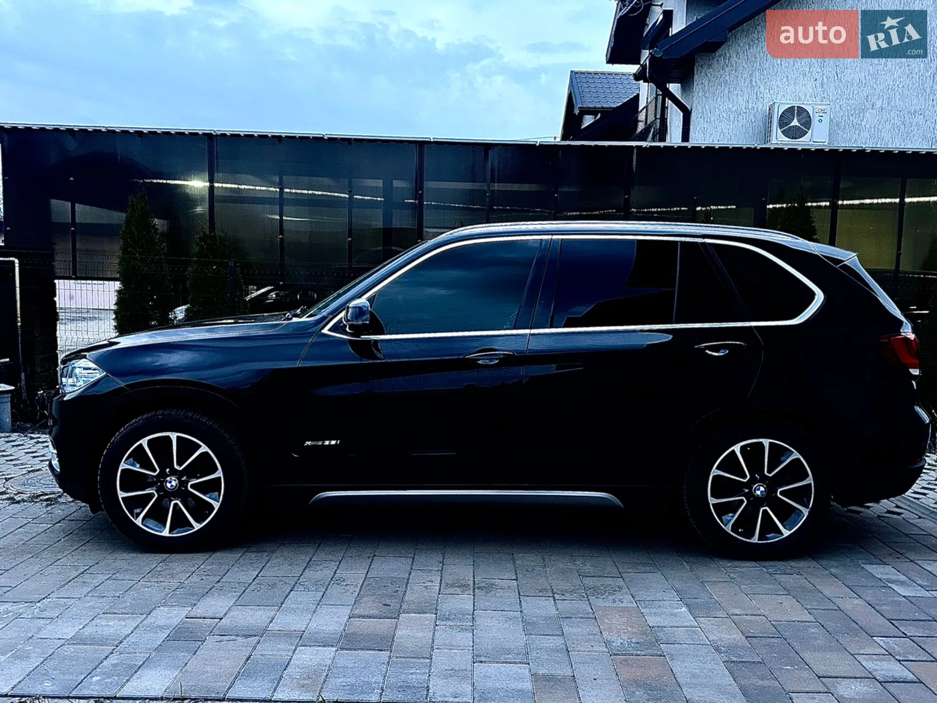 2016 BMW X5 - мініатюра 4