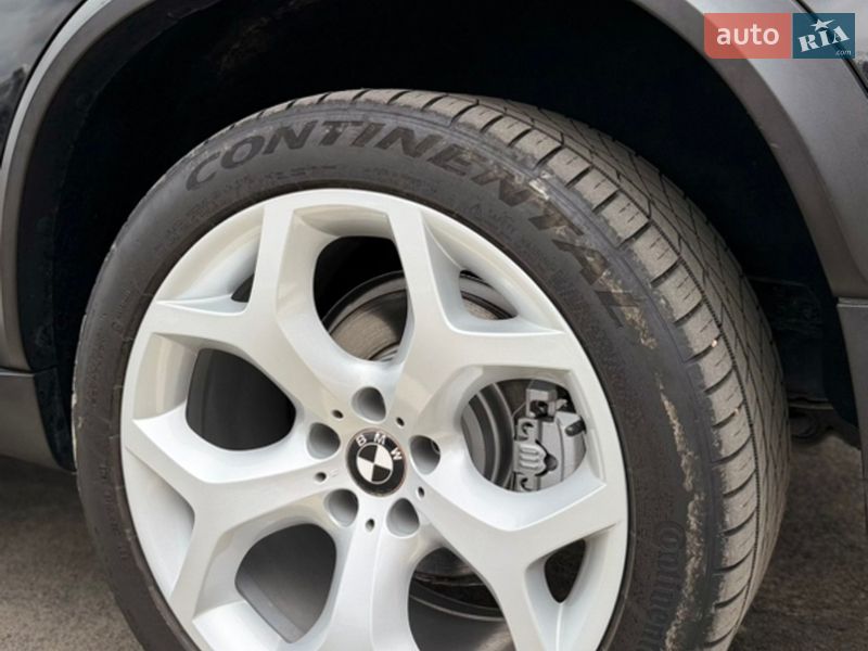 Внедорожник / Кроссовер BMW X5 2011 в Ровно