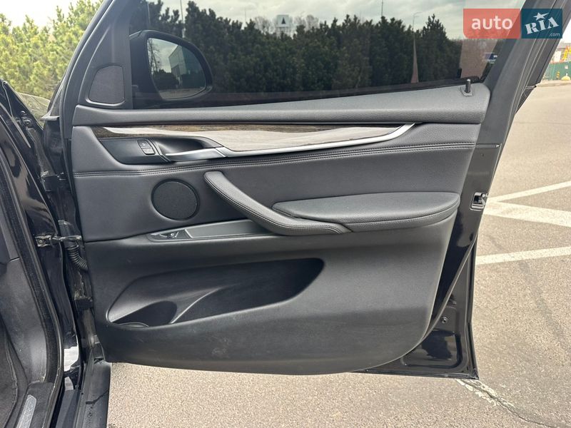 Внедорожник / Кроссовер BMW X5 2014 в Киеве