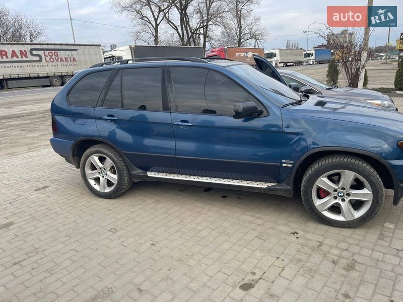Внедорожник / Кроссовер BMW X5 2002 в Черновцах
