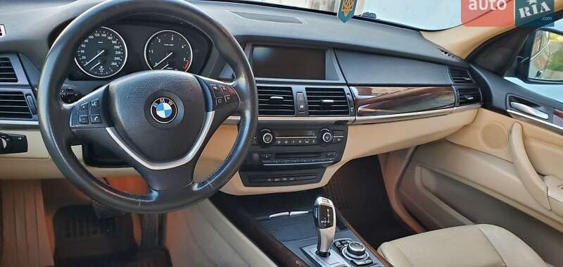 Внедорожник / Кроссовер BMW X5 2010 в Новоднестровске фото 8 Внедорожник / Кроссовер BMW X5 2010 в Новоднестровске