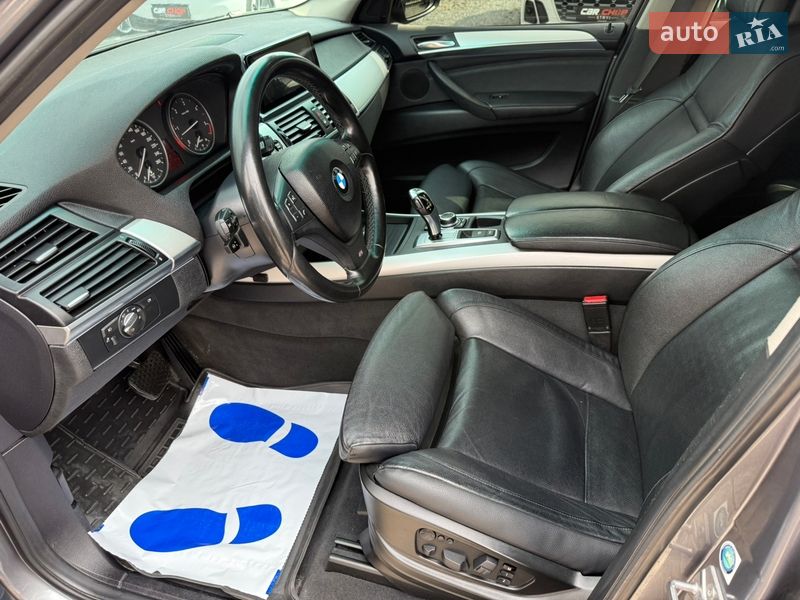 Внедорожник / Кроссовер BMW X5 2010 в Стрые