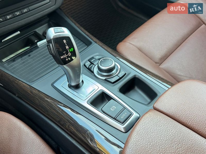 Внедорожник / Кроссовер BMW X5 2013 в Сумах