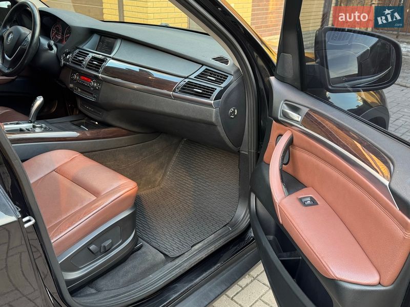 Внедорожник / Кроссовер BMW X5 2013 в Сумах