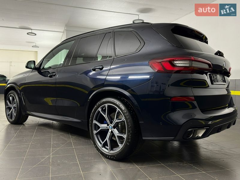 Внедорожник / Кроссовер BMW X5 2022 в Казатине