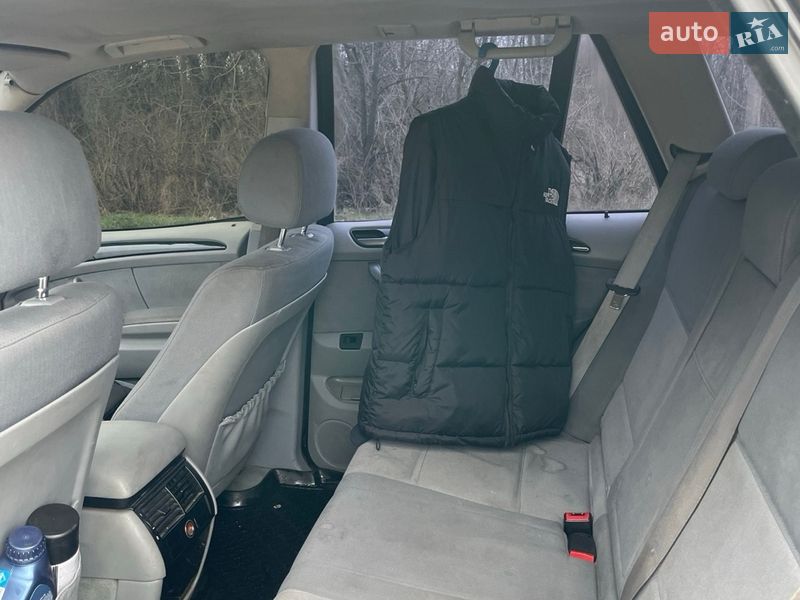 Позашляховик / Кросовер BMW X5 2004 в Кропивницькому
