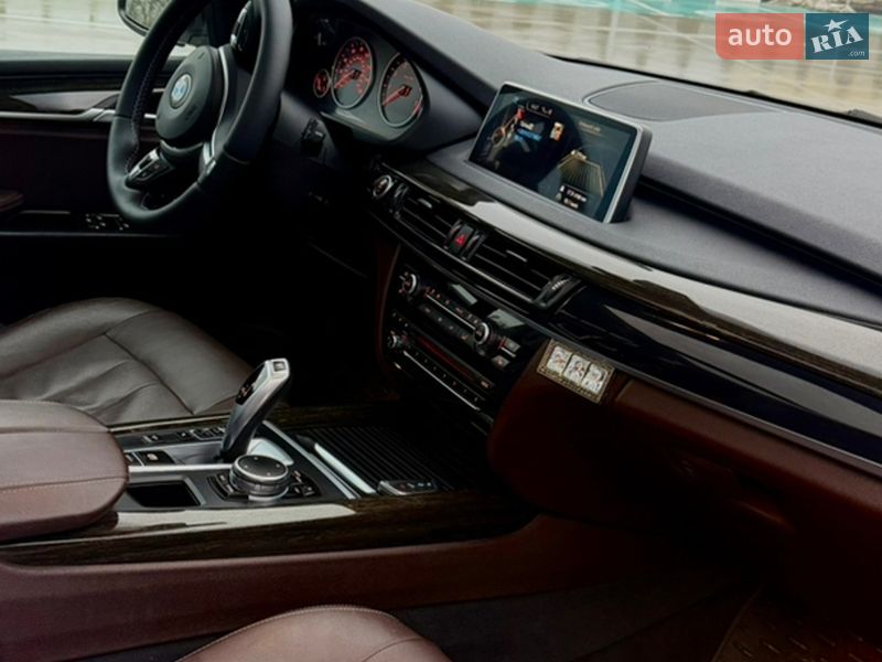 Позашляховик / Кросовер BMW X5 2015 в Києві